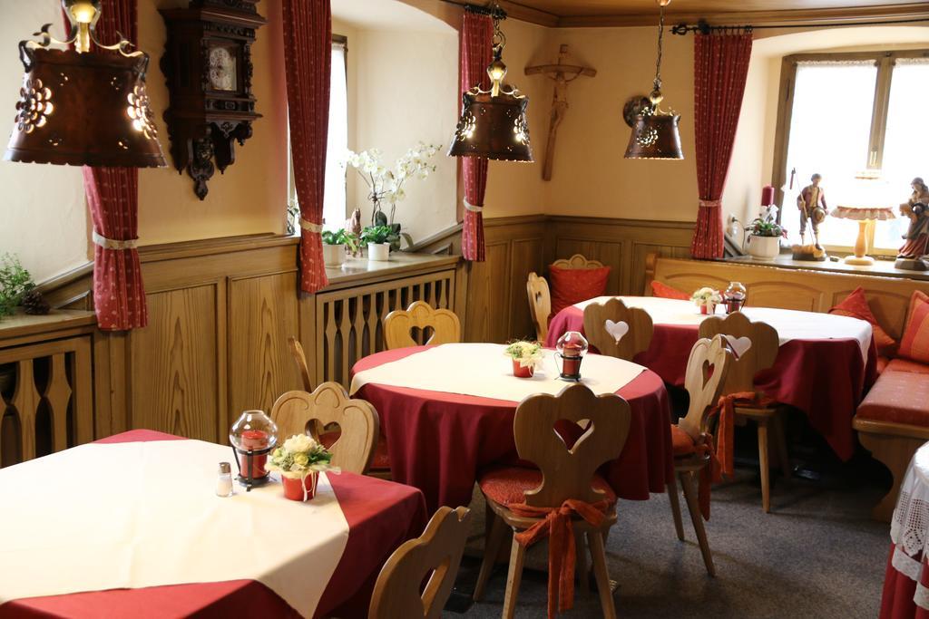 Adler Post Hotel 3*