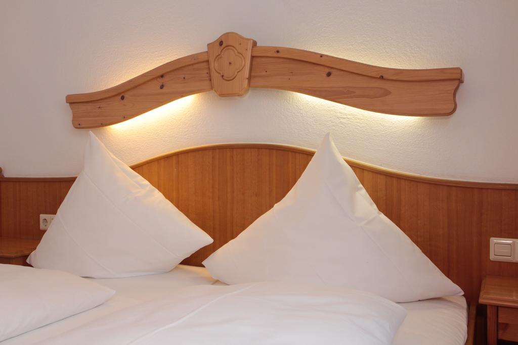Adler Post Hotel 3*